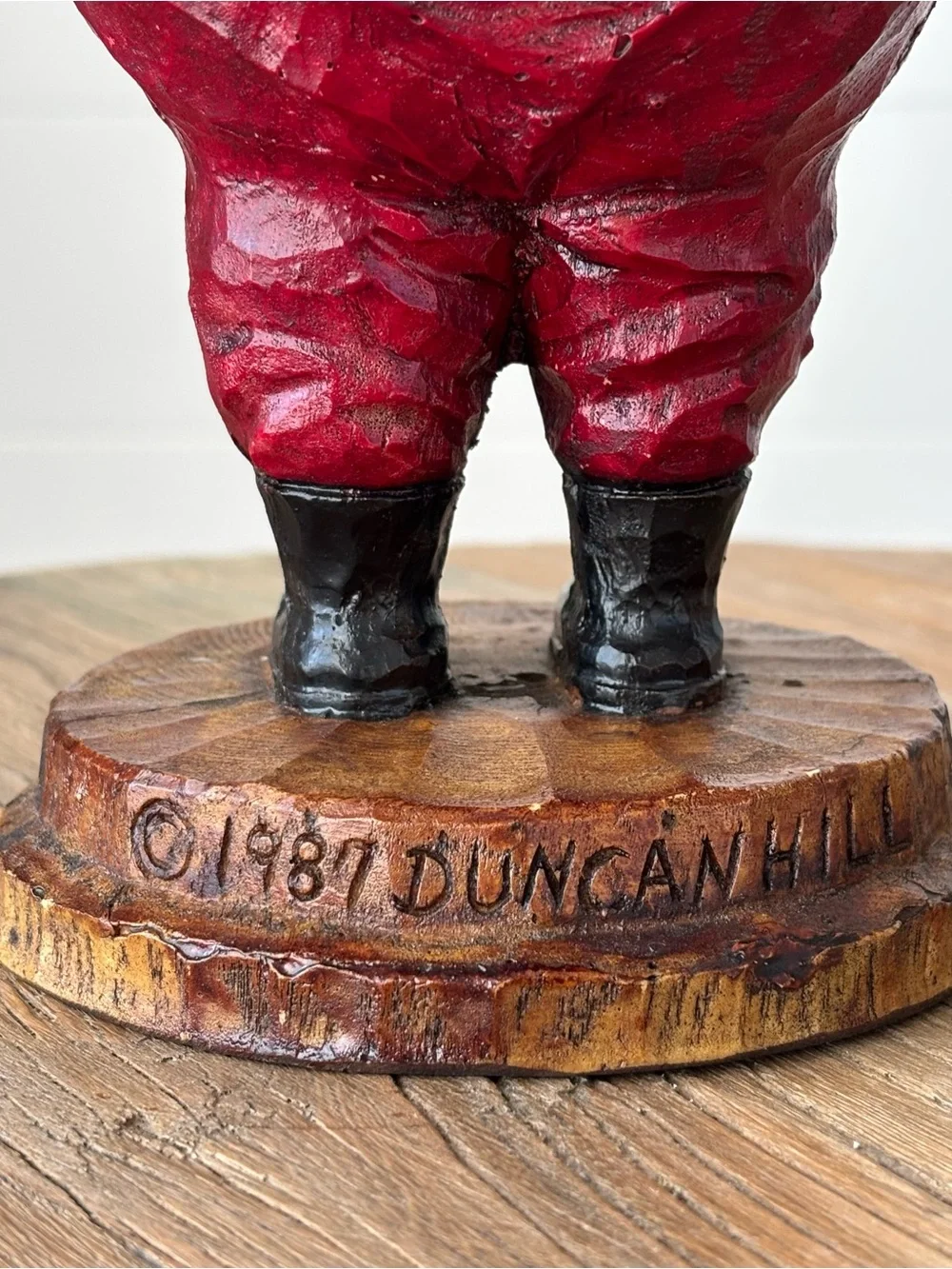 Vintage 1987 Resin painted Duncan Hill Holiday Santa